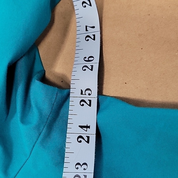 Worthington Woman Size 3X, Bright Teal Blue Button Down Shirt - Picture 4 of 8